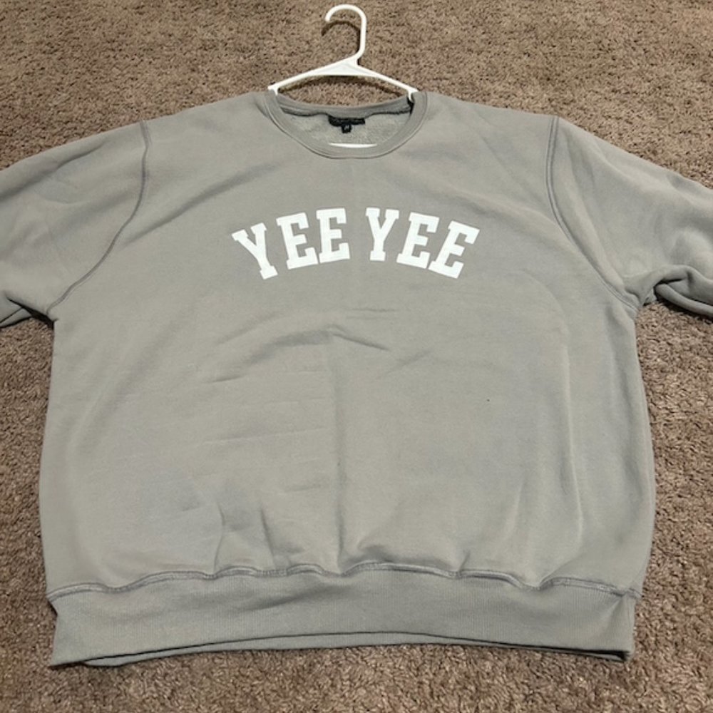YeeYee Sweatshirt